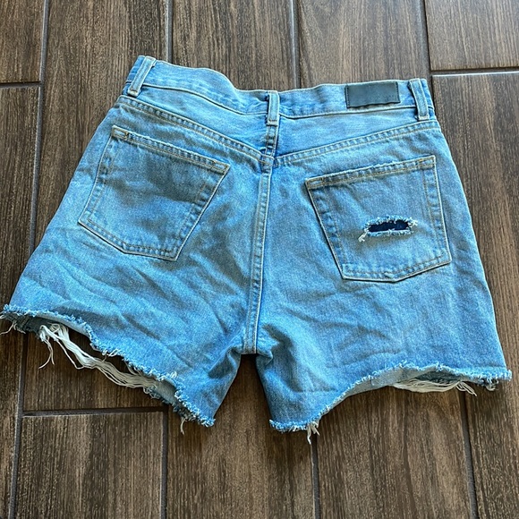 Carmar Denim Cutoff Shorts Size 28 - Picture 3 of 7